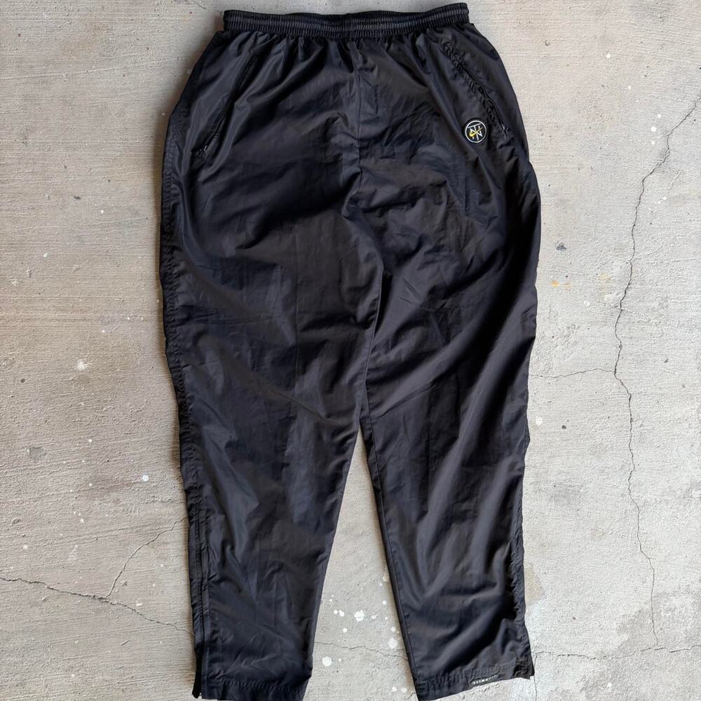 90s nike training line black